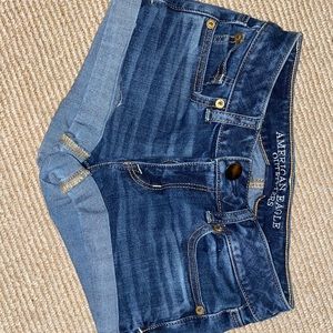 American Eagle shorts...great condition!